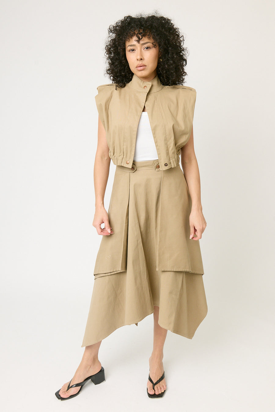 #color_caqui beige
